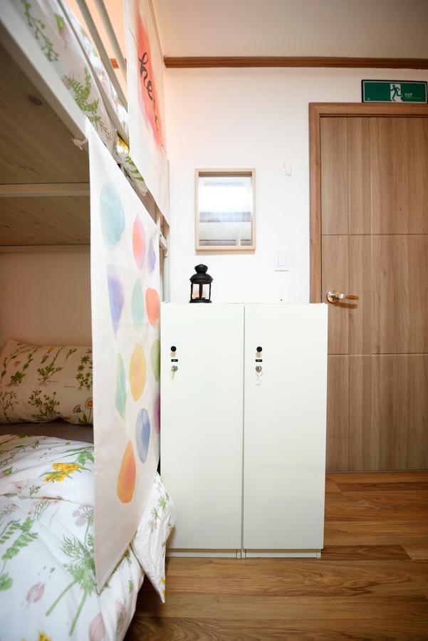 The One Hostel Hongdae In Seoul - Foreigner Only Ngoại thất bức ảnh