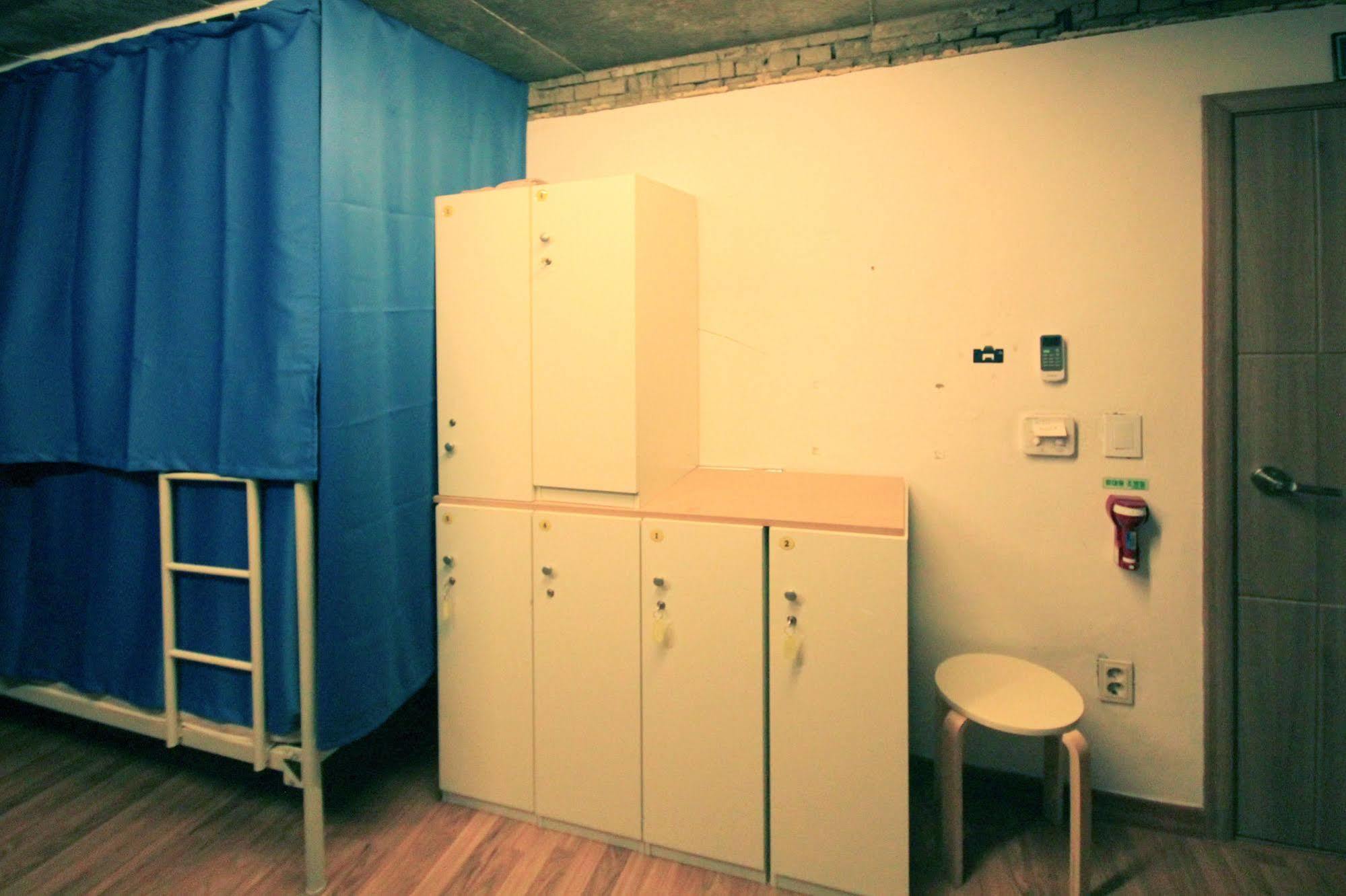 The One Hostel Hongdae In Seoul - Foreigner Only Ngoại thất bức ảnh